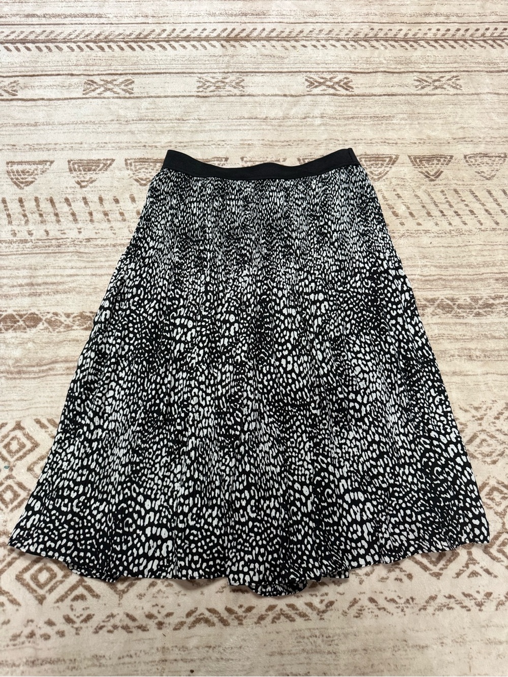 Worthington Black and White Pleated Skirt with Abstract Dot Print